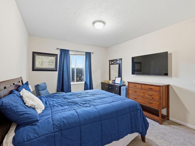 6366 Edgecreek Lane, Columbus, OH 43231 Photo 14