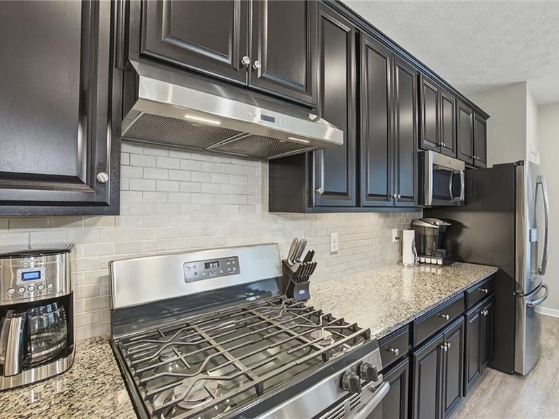 921 Cedar Grove Drive, Tipp City, OH 45371 Photo 10