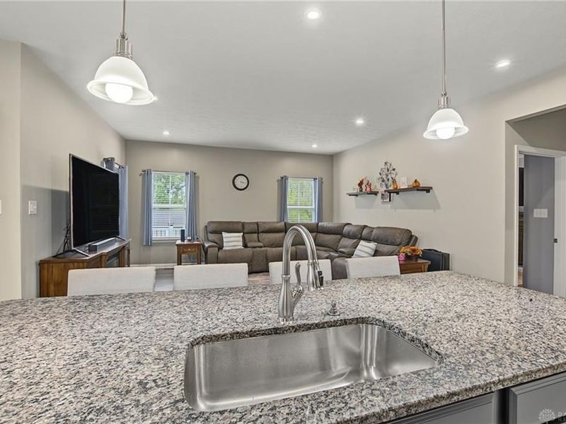 921 Cedar Grove Drive, Tipp City, OH 45371 Photo 11