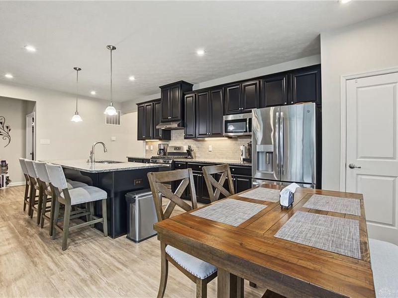 921 Cedar Grove Drive, Tipp City, OH 45371 Photo 13