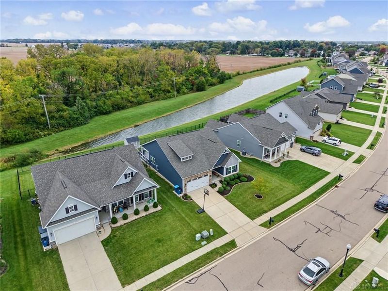 921 Cedar Grove Drive, Tipp City, OH 45371 Photo 5