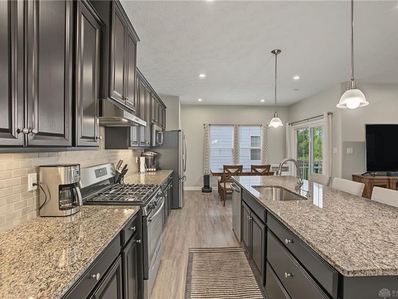 921 Cedar Grove Drive, Tipp City, OH 45371 Photo 9