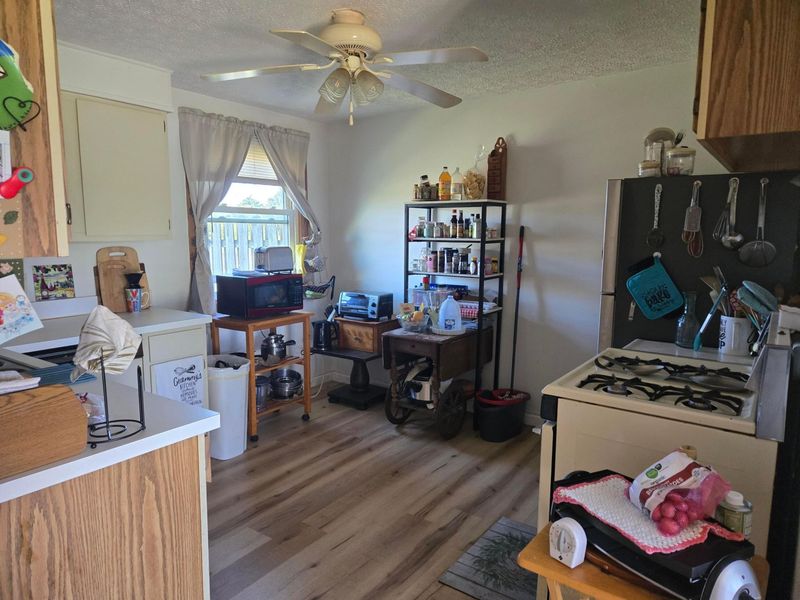 199 Buckeye Circle, Unit B199, Columbus, OH 43217 Photo 7