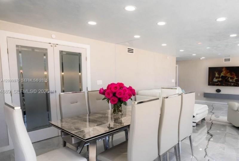 210 174th St , Unit 309, Sunny Isles Beach, FL 33160 Photo