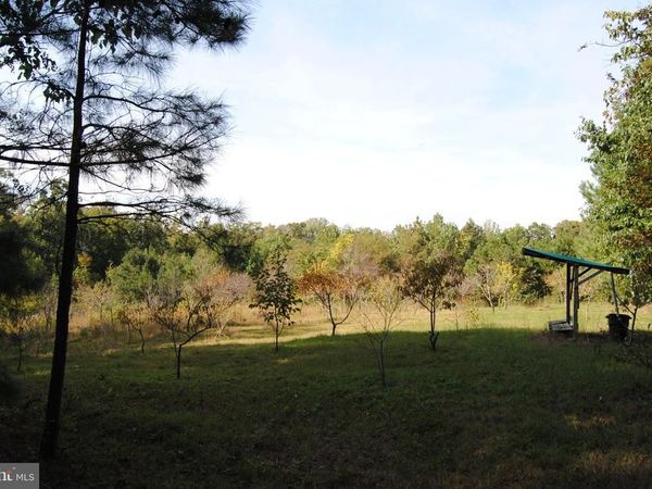 TRIGGER DRIVE, COLONIAL BEACH, VA 22443