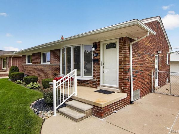 3387 Norwood Drive , Trenton, Mi 48183