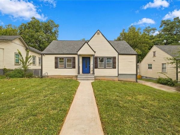 1677 M L King Jr Drive SW, Atlanta, GA 30314
