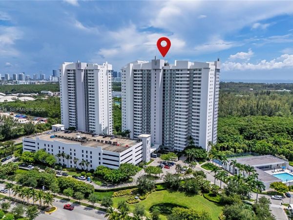 14951 Royal Oaks Ln , Unit 709, North Miami, FL 33181