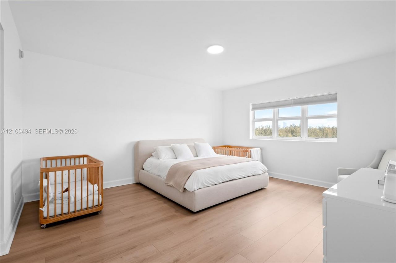 14951 Royal Oaks Ln , Unit 709, North Miami, FL 33181 Photo
