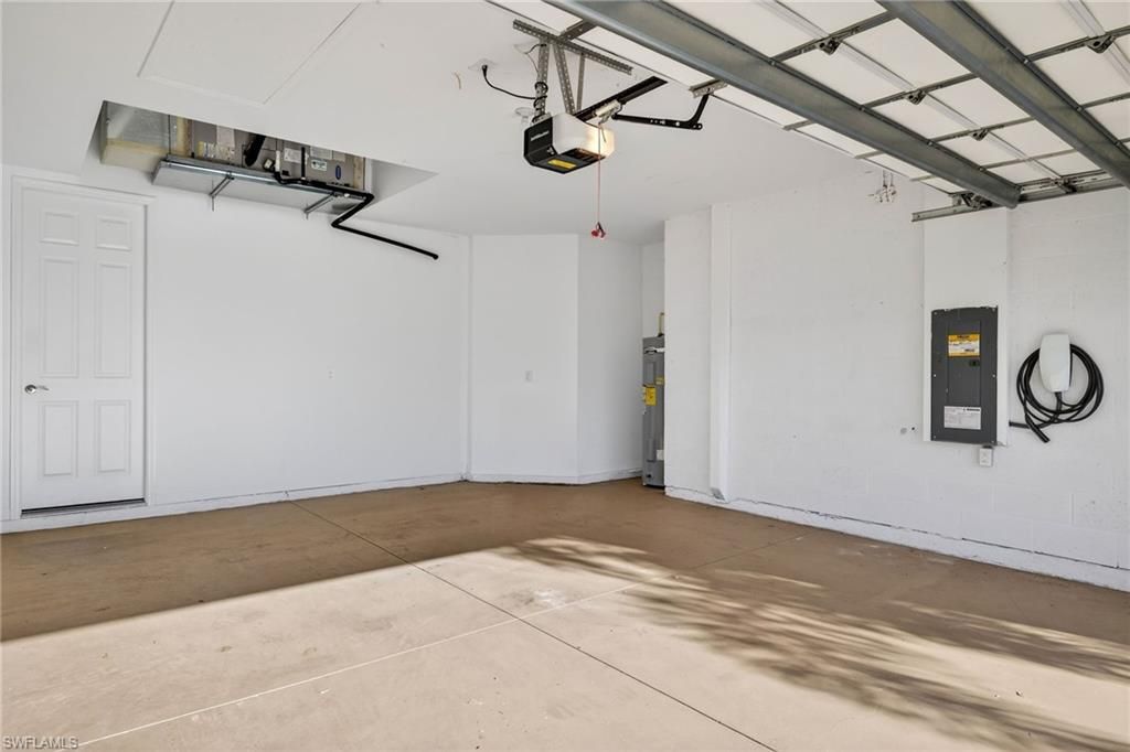 14567 Edgewater Cir , Naples, FL 34114 Photo