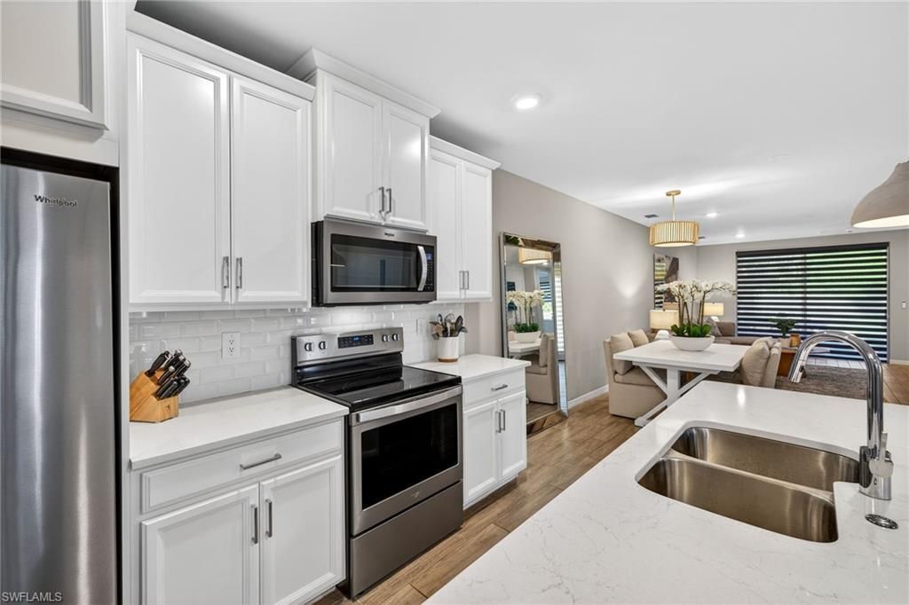 14567 Edgewater Cir , Naples, FL 34114 Photo