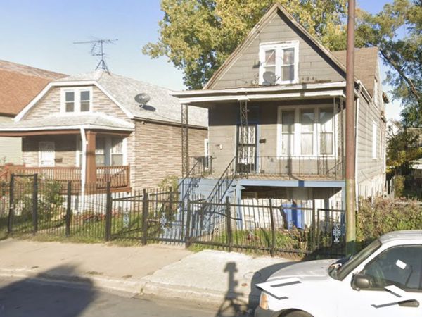 9749 S Avenue L S, Chicago, IL 60617