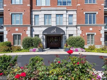 6403 PARKVIEW DRIVE, HAVERFORD, PA 19041
