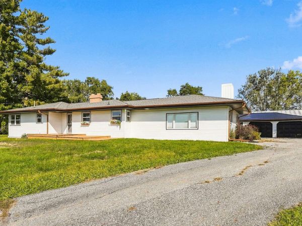 2259 Glasgow Road, Fairfield, IA 52556