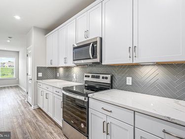21894 HAWKSBILL HIGH CIRCLE , Unit 103, STERLING, VA 20164