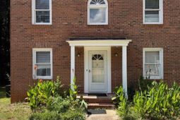 8 Cresecent Lane  photo 4