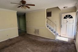 8 Cresecent Lane  photo 4