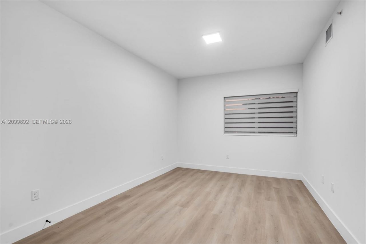 3728 NW 19th Ave , Unit 206, Miami, FL 33142 Photo
