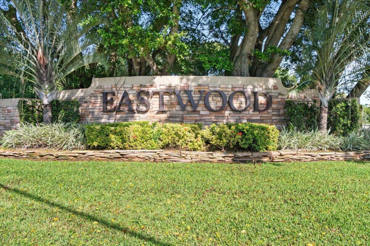 1941 Shower Tree Way, Wellington, FL 33414 Photo