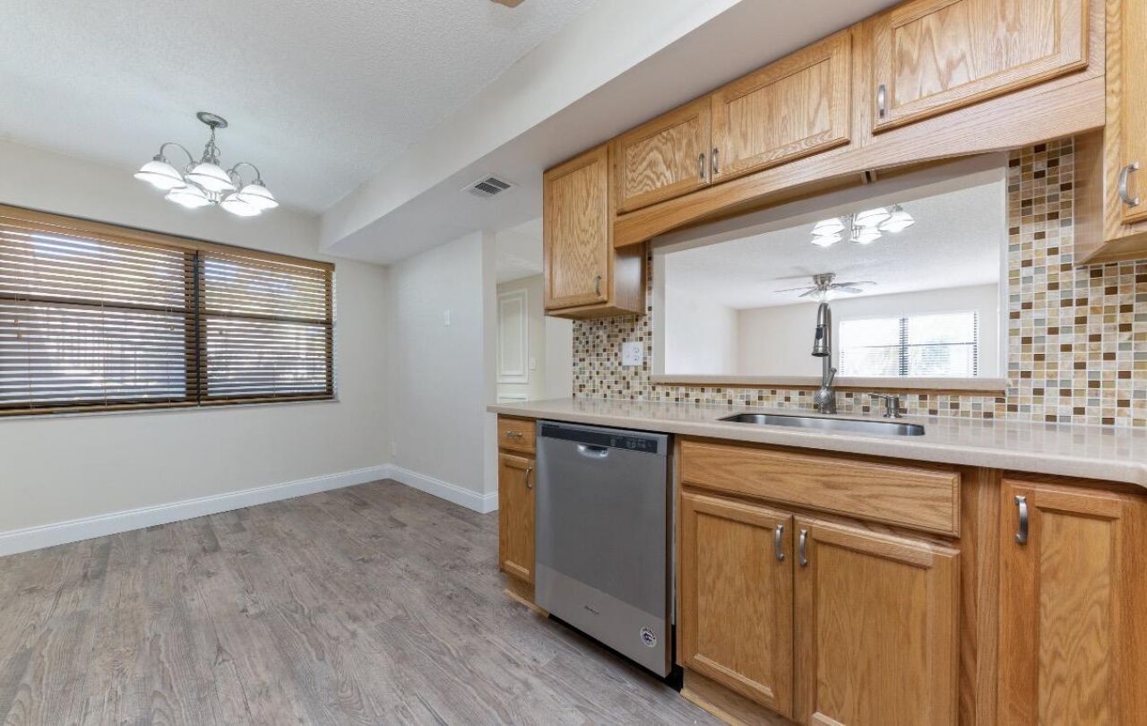 7642 Tahiti Lane, Unit 101, Lake Worth, FL 33467 Photo