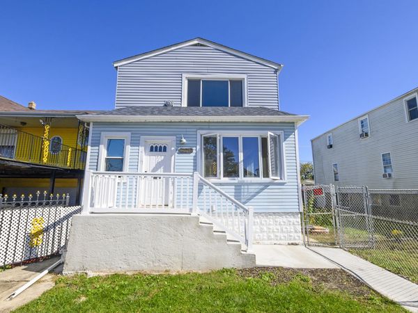 10335 S Hoxie Avenue , Chicago, IL 60617