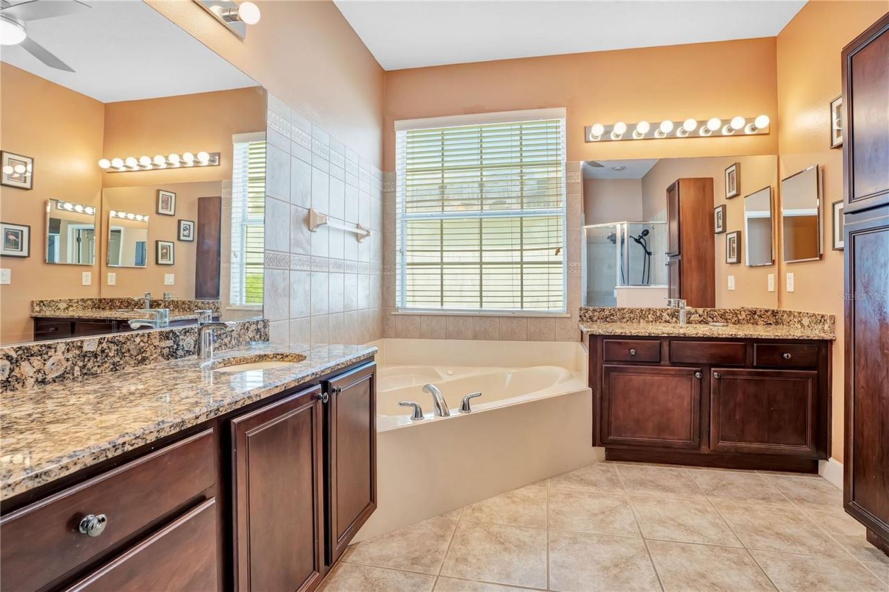 5762 Covington Cove Way, Orlando, FL 32829 Photo