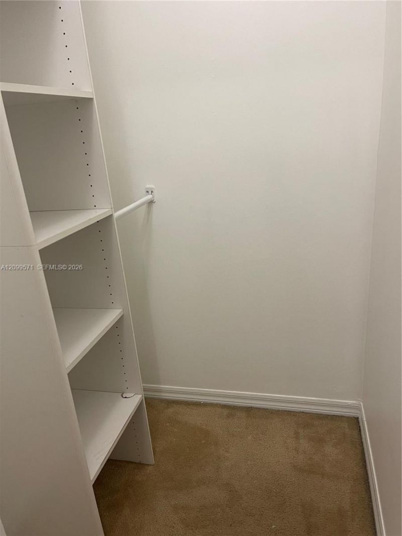 5803 Siena Ln , Unit 606, Hollywood, FL 33021 Photo