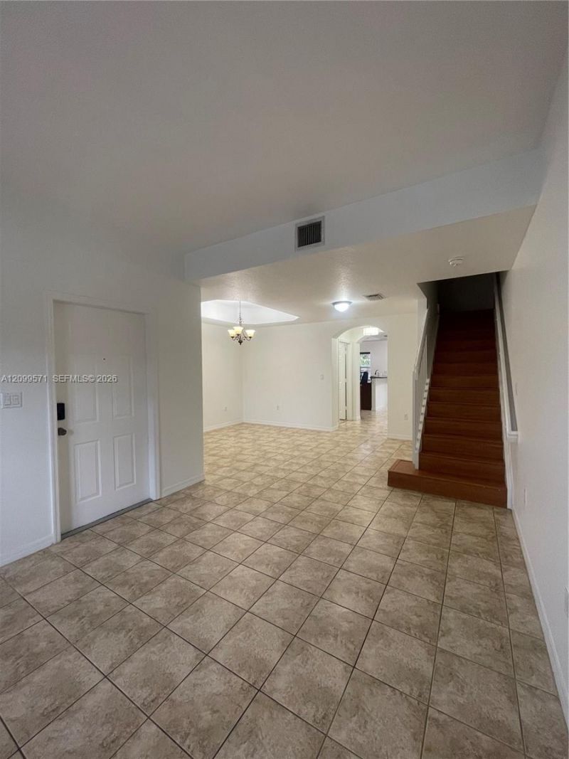 5803 Siena Ln , Unit 606, Hollywood, FL 33021 Photo