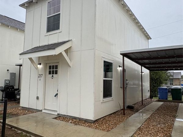 350 Debus DR, Unit 217, Taylor, TX 76574