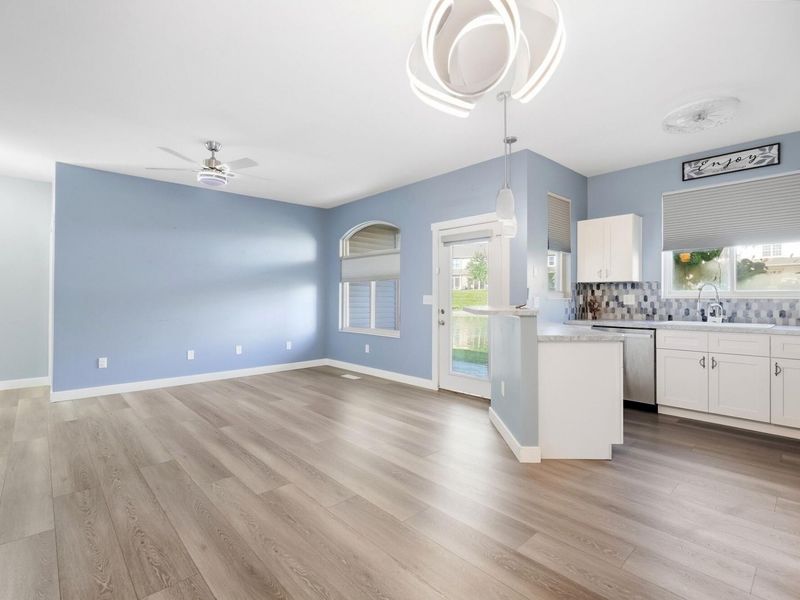 9413 Captiva Bay Drive, Miamisburg, OH 45342 Photo 13
