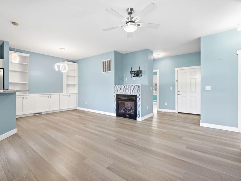 9413 Captiva Bay Drive, Miamisburg, OH 45342 Photo 2