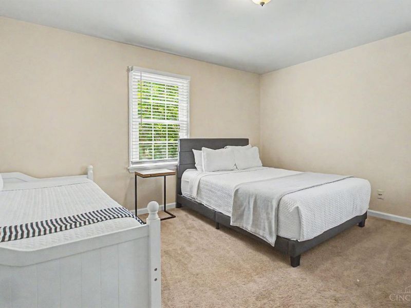 5694 Euclid Road, Columbia Township, OH 45236 Photo 21