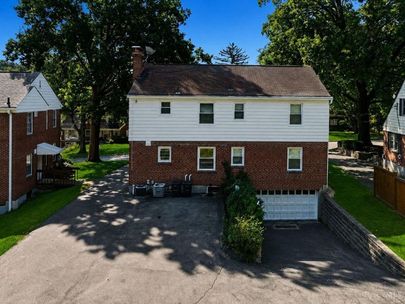 5694 Euclid Road, Columbia Township, OH 45236 Photo 37