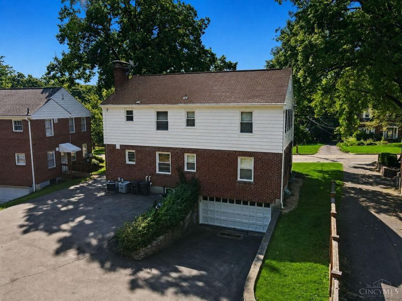 5694 Euclid Road, Columbia Township, OH 45236 Photo 38