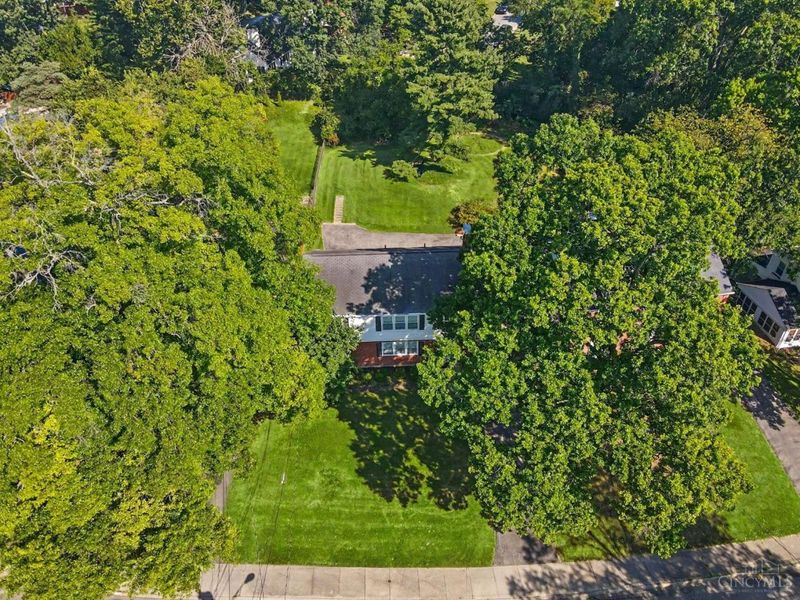 5694 Euclid Road, Columbia Township, OH 45236 Photo 6