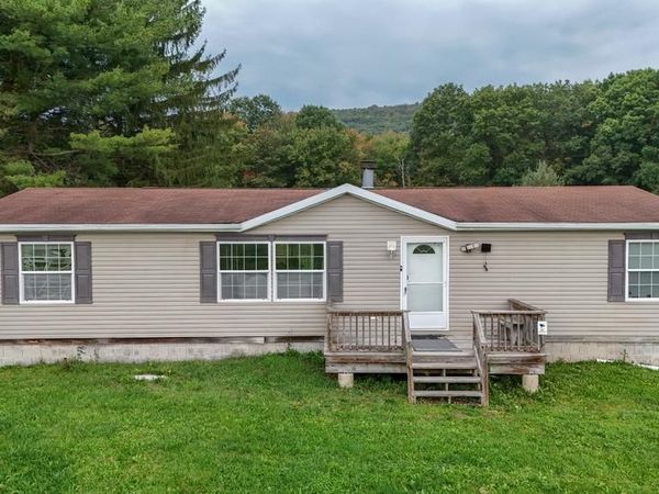 85 BEN TITUS ROAD , TAMAQUA, PA 18252