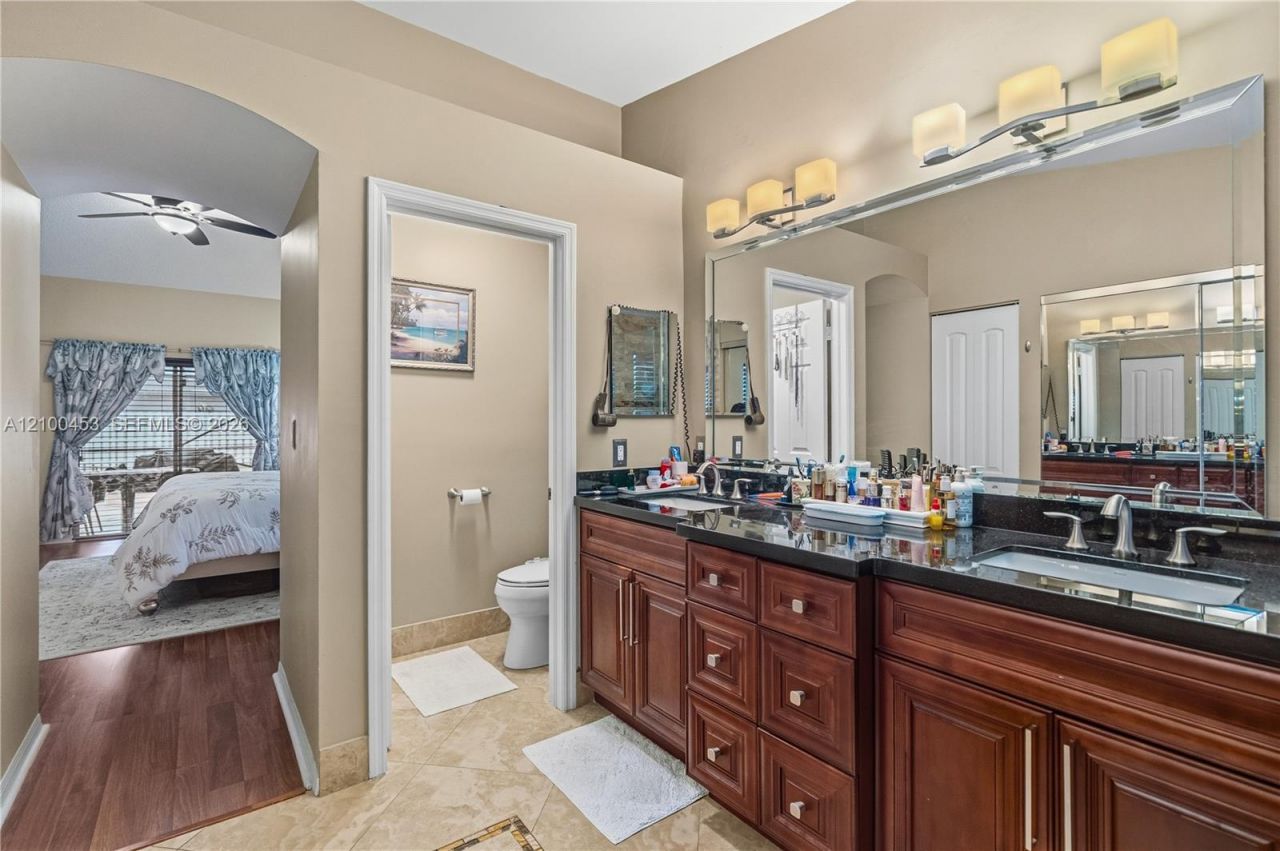 1130 NW 133rd Ter, Sunrise, FL 33323 Photo