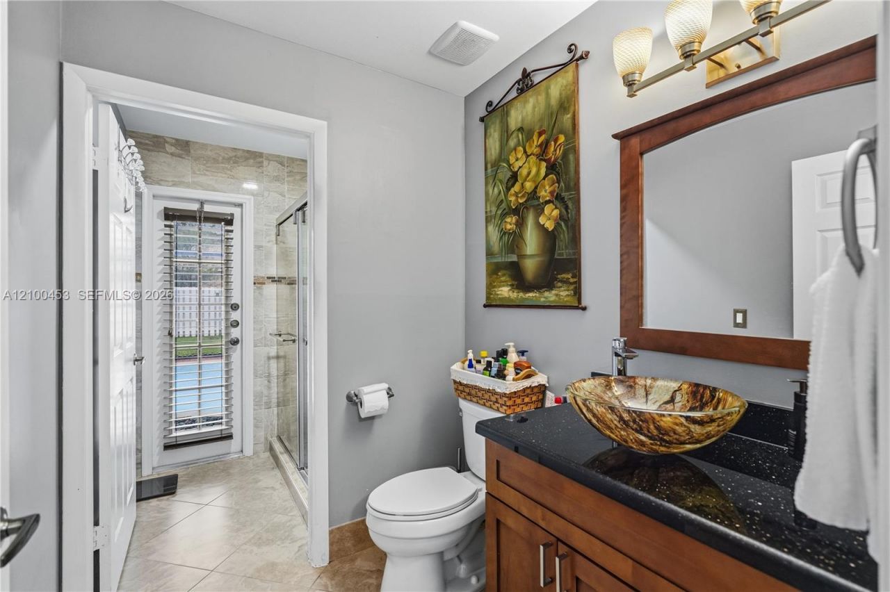 1130 NW 133rd Ter, Sunrise, FL 33323 Photo