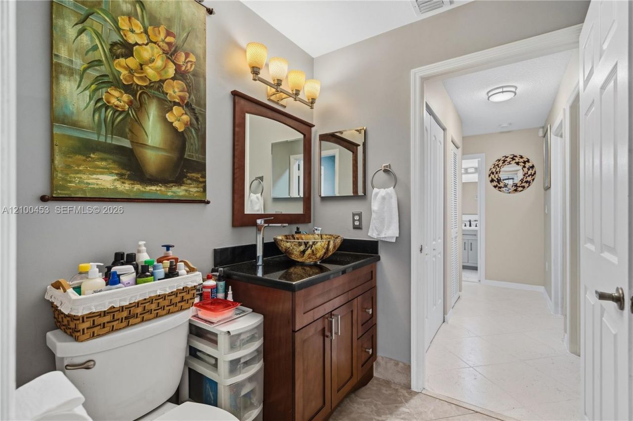 1130 NW 133rd Ter, Sunrise, FL 33323 Photo