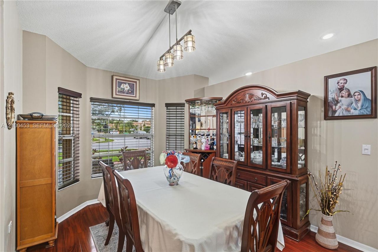 1130 NW 133rd Ter, Sunrise, FL 33323 Photo