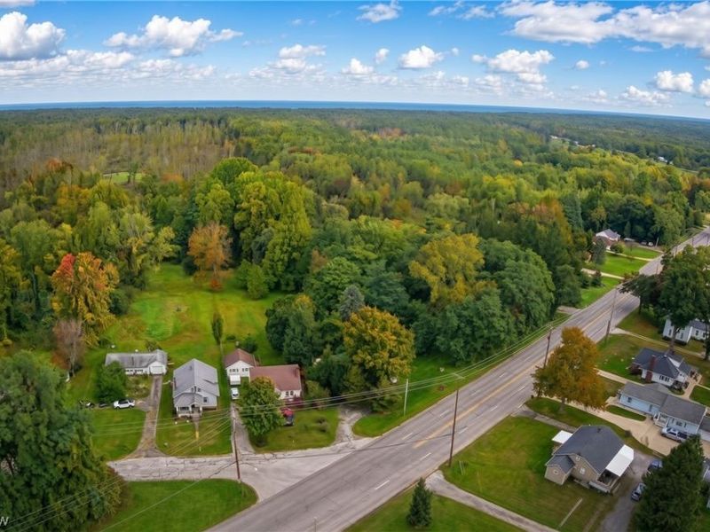 4605 New London Road, Saybrook, OH 44004 Photo 2