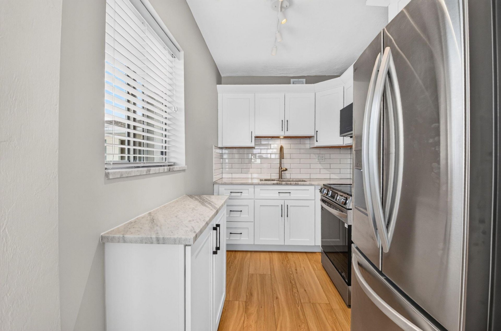 2290 Sunset Avenue, Unit 20, Lake Worth Beach, FL 33461 Photo
