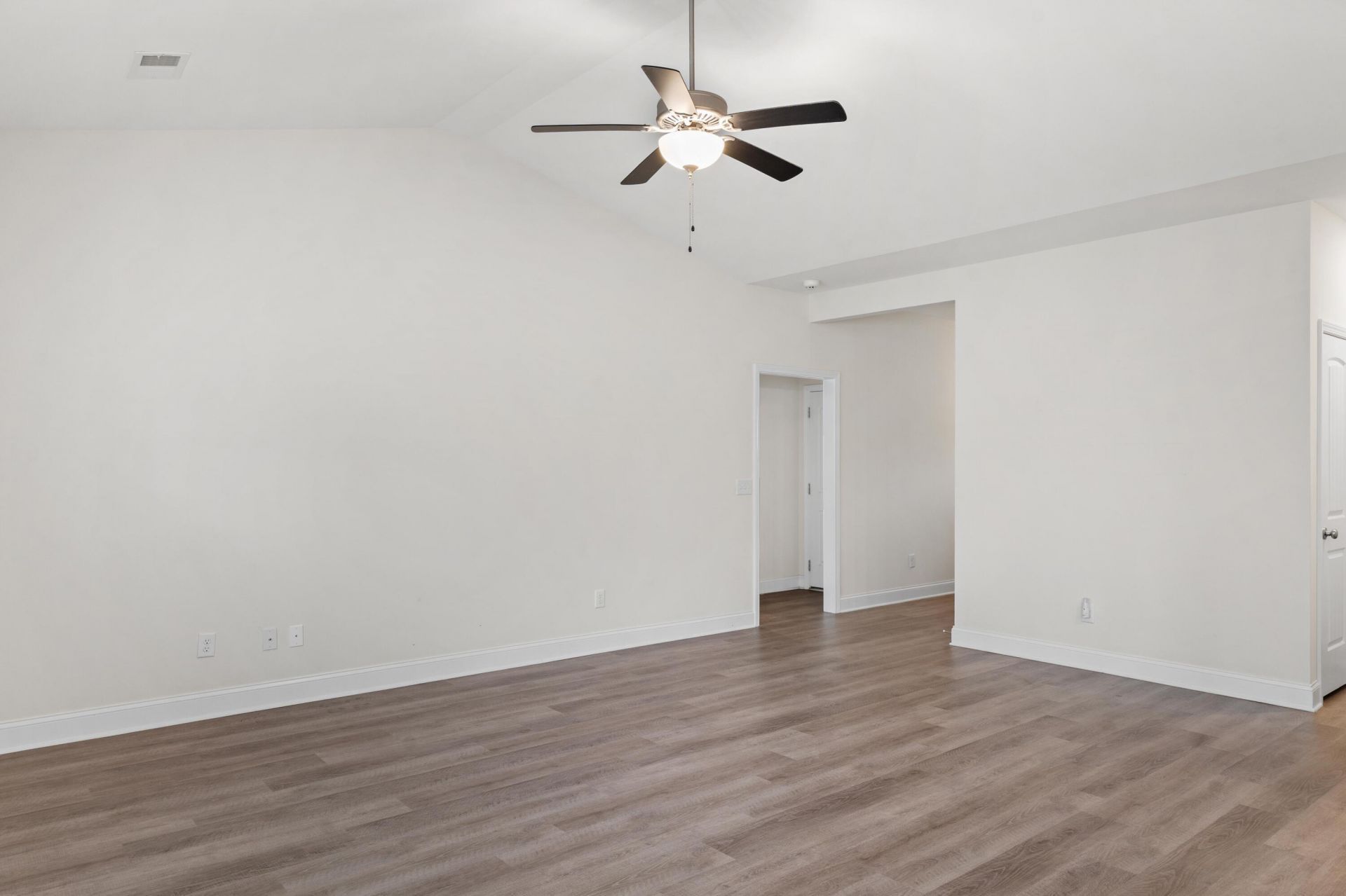 112 Silver Way Drive Photo 11