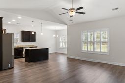 112 Silver Way Drive photo 4