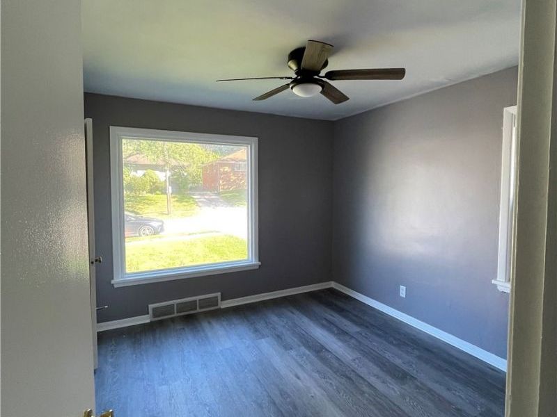 5026 E 86th Street, Garfield Heights, OH 44125 Photo 8