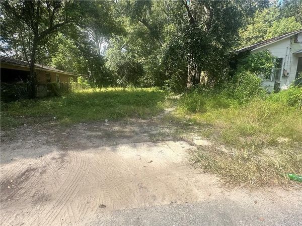 805 Smith Avenue, Mobile, AL 36610