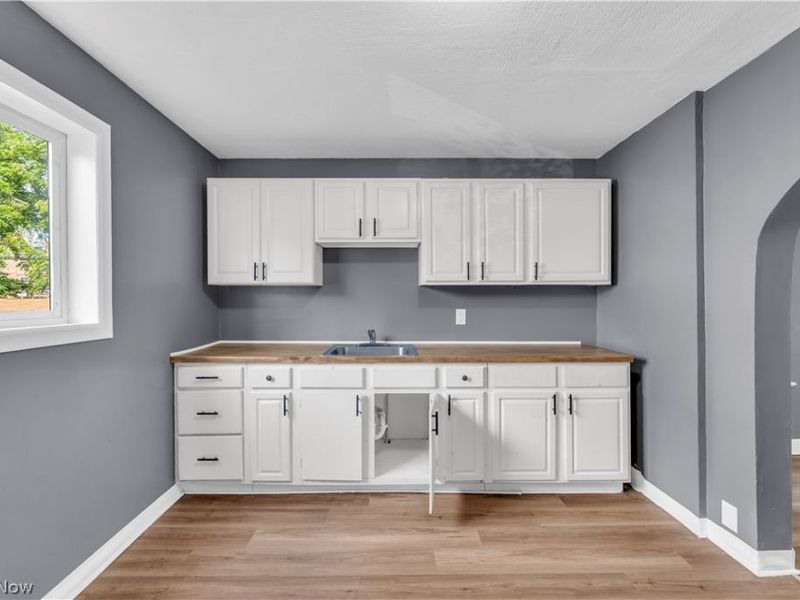 3514 Leopold Avenue, Cleveland, OH 44109 Photo 12