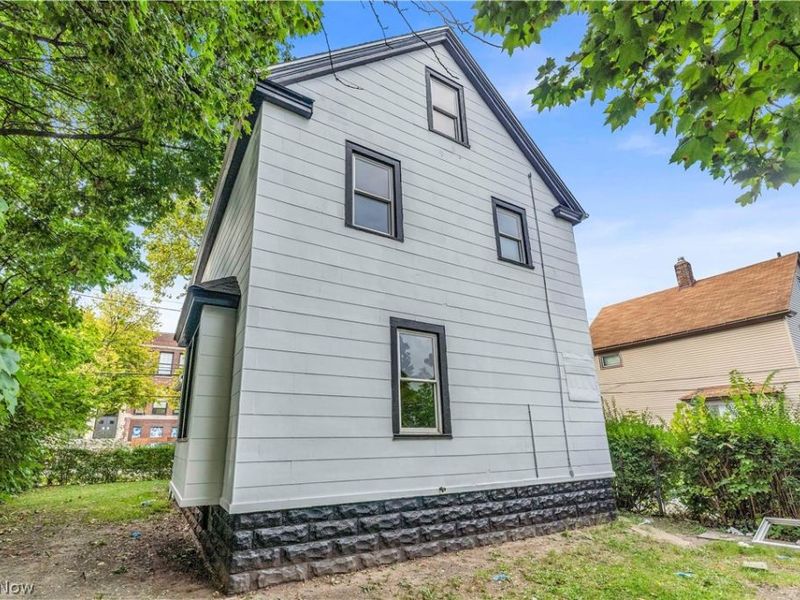 3514 Leopold Avenue, Cleveland, OH 44109 Photo 27