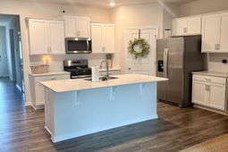 509 Leathertree Lane  photo 4