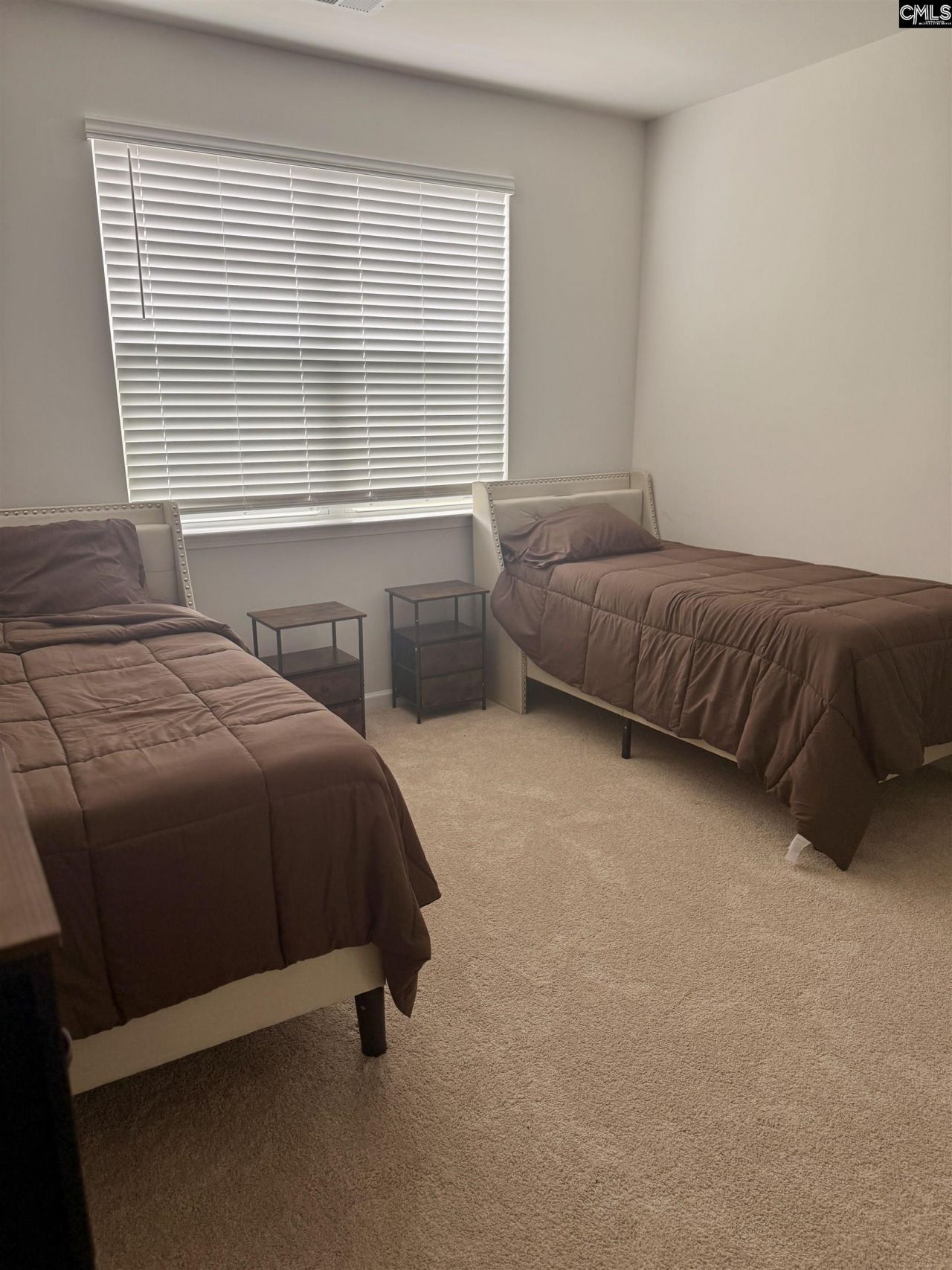 509 Leathertree Lane  Photo 7